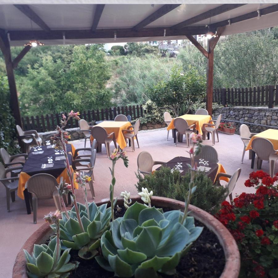 Country House B&B Antica Dimora Del Sole Camerota Bagian luar foto