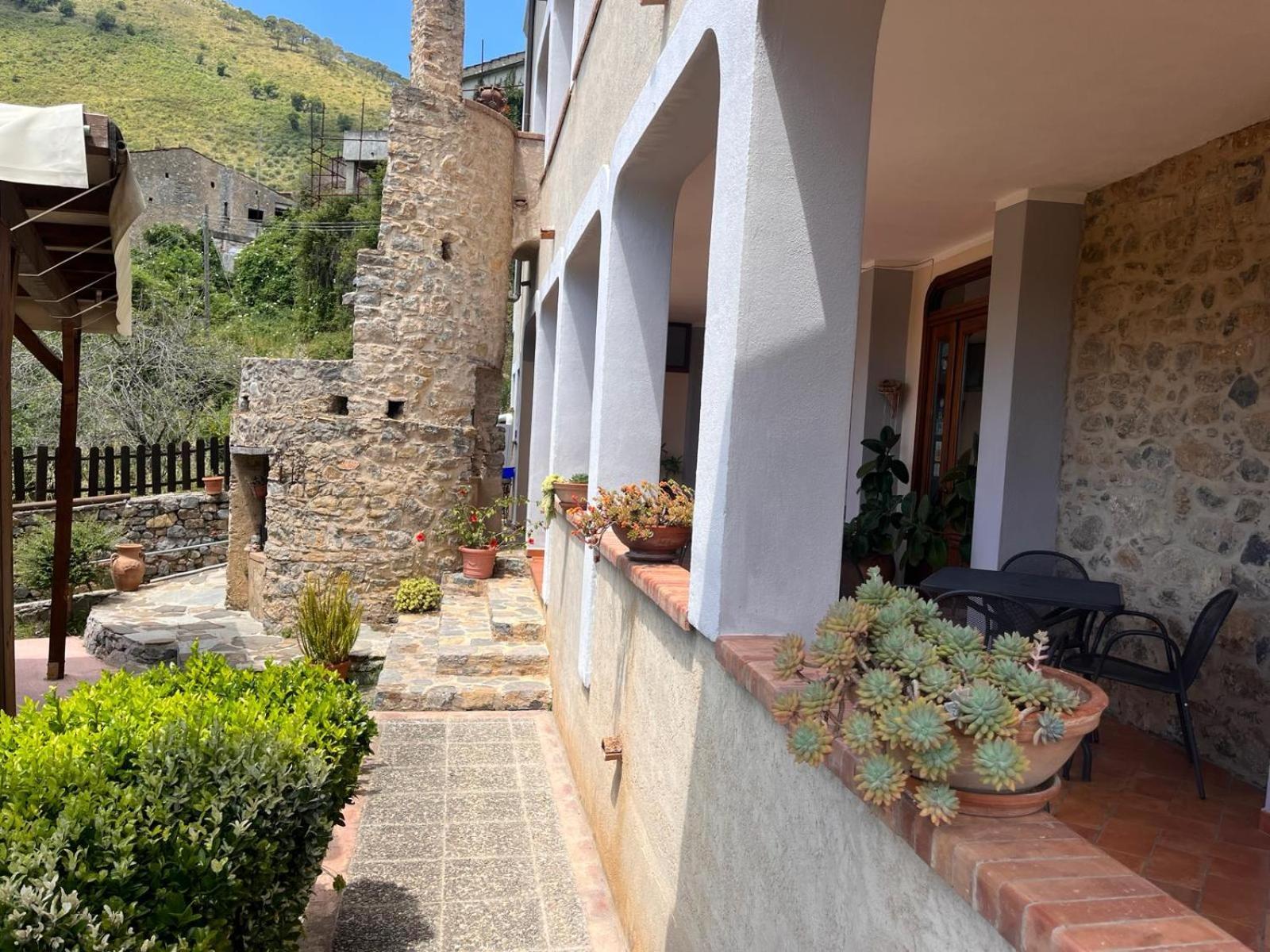 Country House B&B Antica Dimora Del Sole Camerota Bagian luar foto