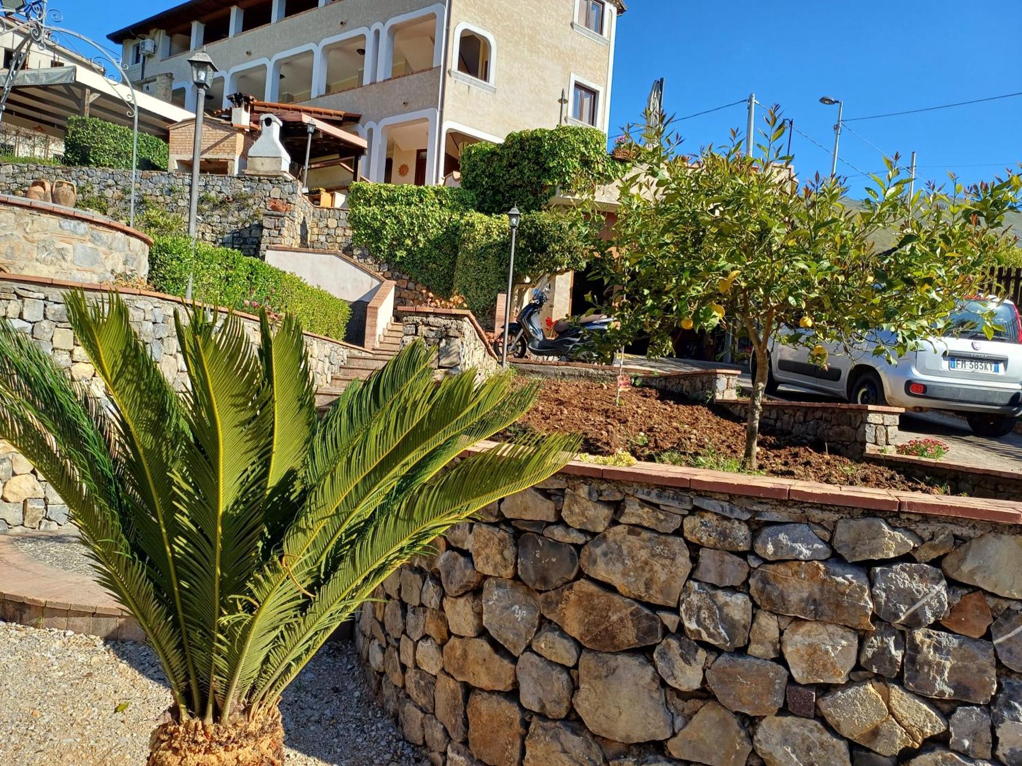 Country House B&B Antica Dimora Del Sole Camerota Bagian luar foto